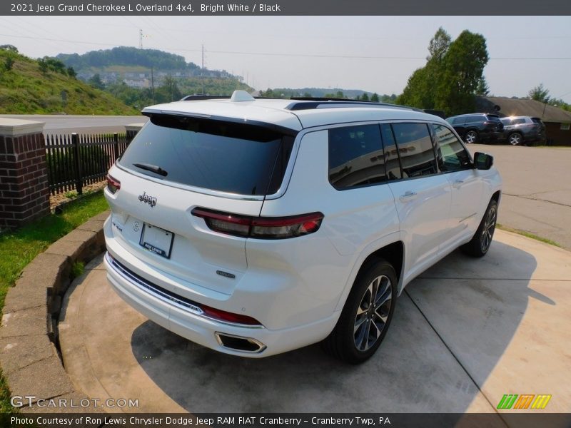Bright White / Black 2021 Jeep Grand Cherokee L Overland 4x4