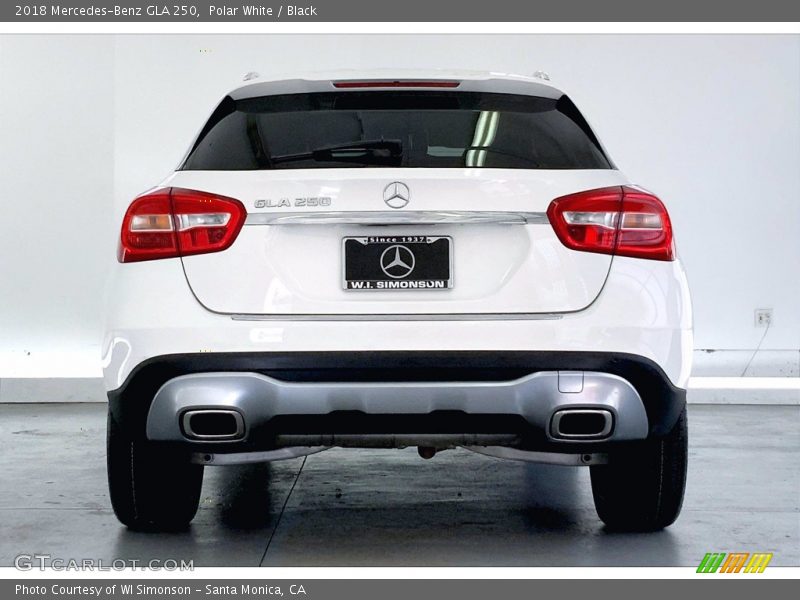 Polar White / Black 2018 Mercedes-Benz GLA 250