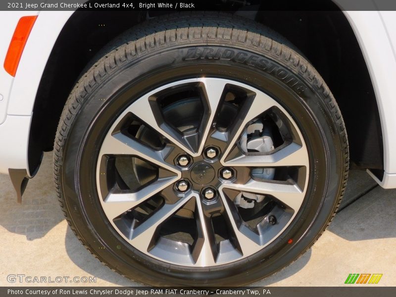  2021 Grand Cherokee L Overland 4x4 Wheel