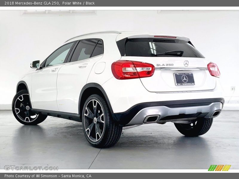 Polar White / Black 2018 Mercedes-Benz GLA 250