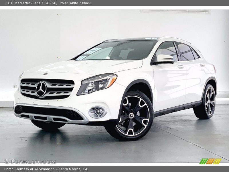 Polar White / Black 2018 Mercedes-Benz GLA 250
