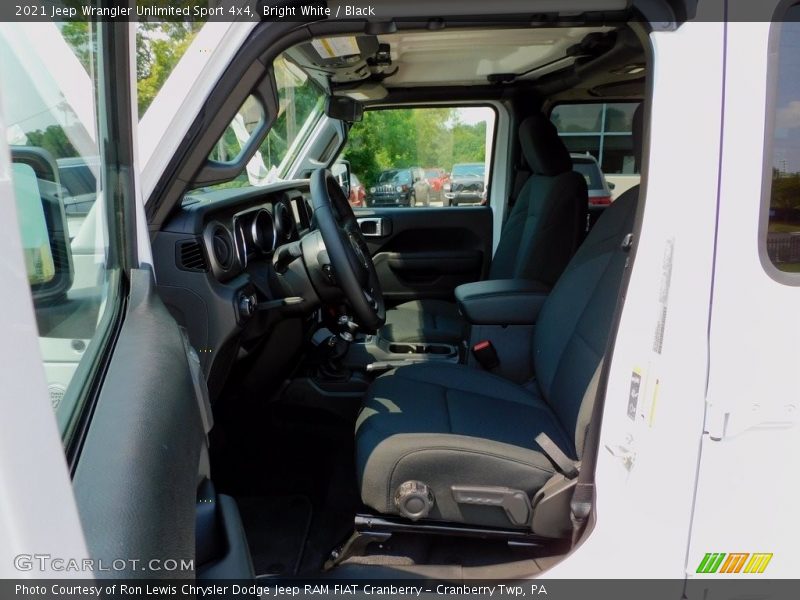 Bright White / Black 2021 Jeep Wrangler Unlimited Sport 4x4