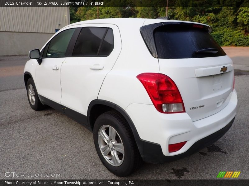 Summit White / Jet Black 2019 Chevrolet Trax LS AWD
