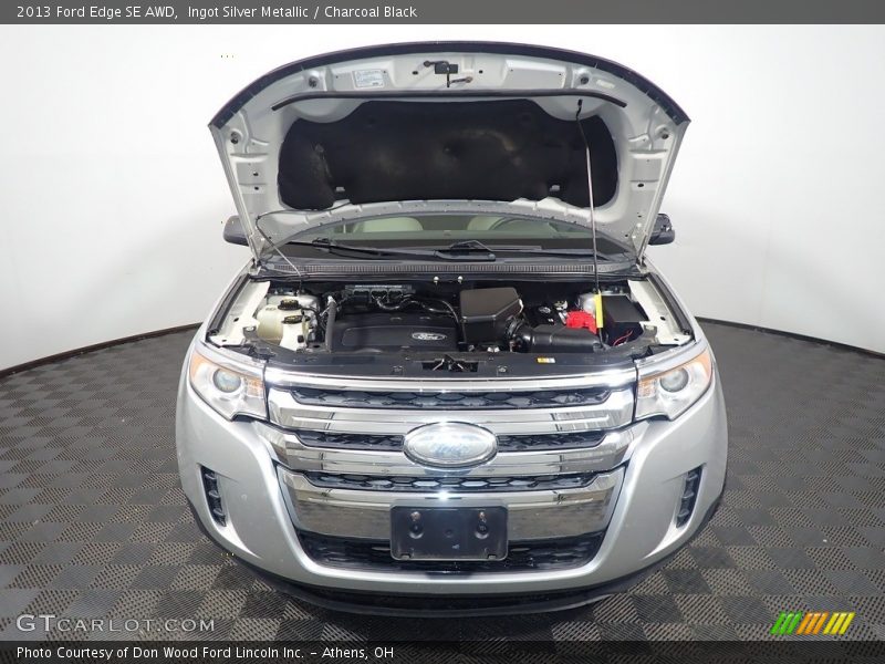 Ingot Silver Metallic / Charcoal Black 2013 Ford Edge SE AWD