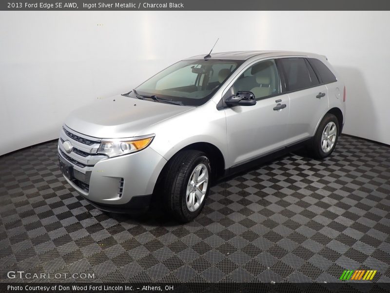 Ingot Silver Metallic / Charcoal Black 2013 Ford Edge SE AWD