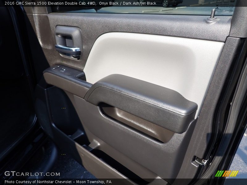 Door Panel of 2016 Sierra 1500 Elevation Double Cab 4WD