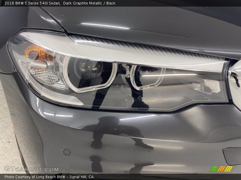 Dark Graphite Metallic / Black 2018 BMW 5 Series 540i Sedan