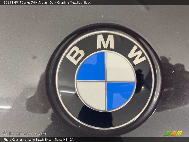 Dark Graphite Metallic / Black 2018 BMW 5 Series 540i Sedan