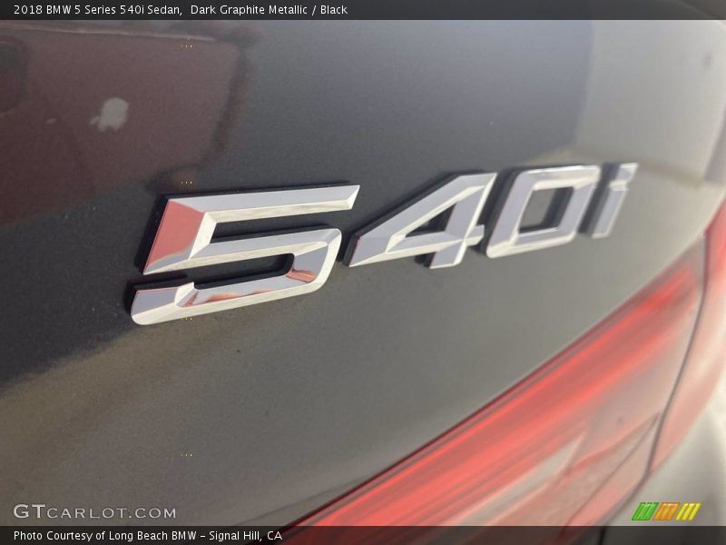 Dark Graphite Metallic / Black 2018 BMW 5 Series 540i Sedan