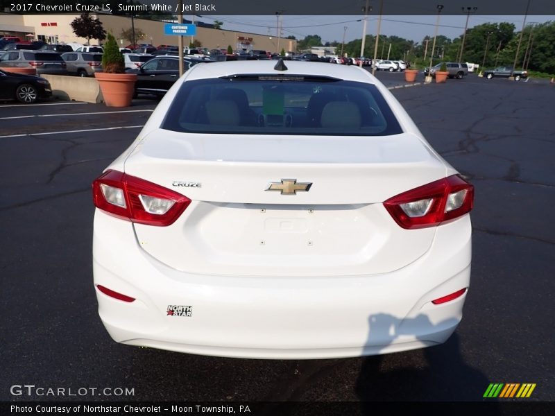 Summit White / Jet Black 2017 Chevrolet Cruze LS