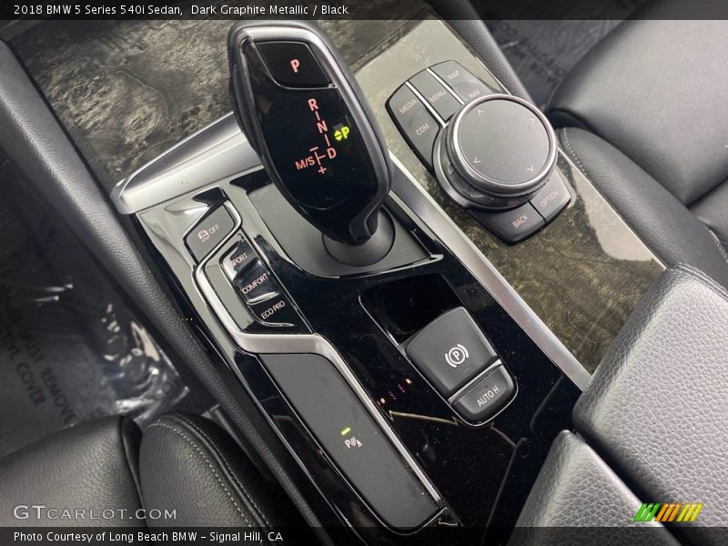 Dark Graphite Metallic / Black 2018 BMW 5 Series 540i Sedan