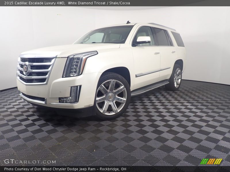 White Diamond Tricoat / Shale/Cocoa 2015 Cadillac Escalade Luxury 4WD