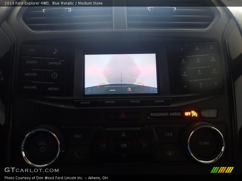 Blue Metallic / Medium Stone 2019 Ford Explorer 4WD