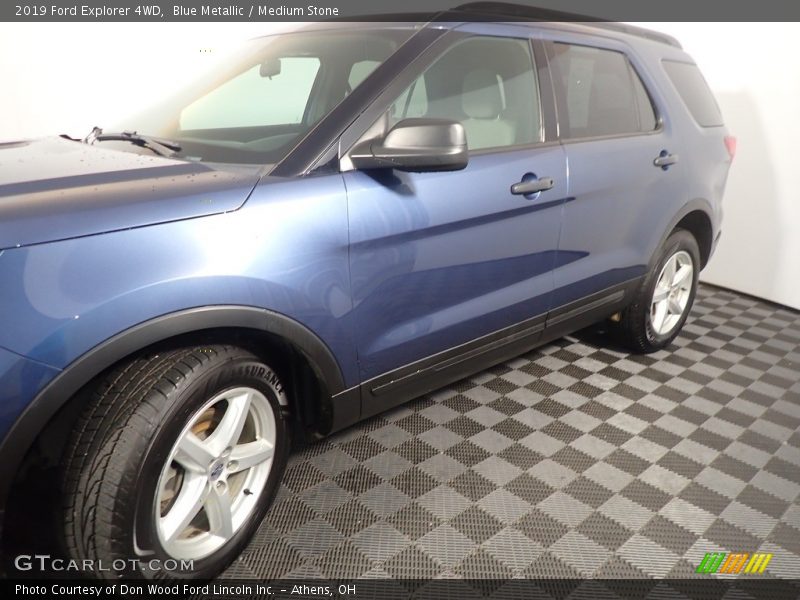 Blue Metallic / Medium Stone 2019 Ford Explorer 4WD