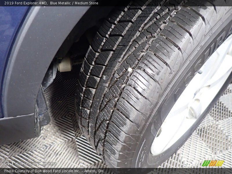 Blue Metallic / Medium Stone 2019 Ford Explorer 4WD