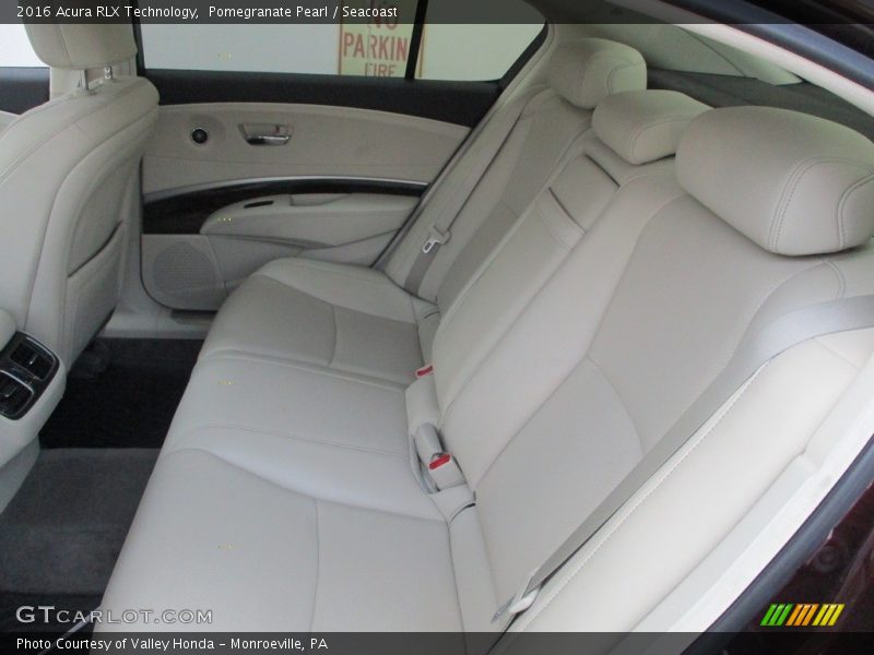 Rear Seat of 2016 RLX Technology