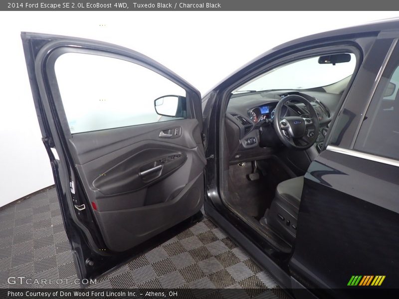 Tuxedo Black / Charcoal Black 2014 Ford Escape SE 2.0L EcoBoost 4WD