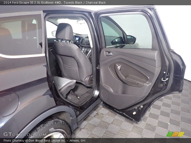 Tuxedo Black / Charcoal Black 2014 Ford Escape SE 2.0L EcoBoost 4WD