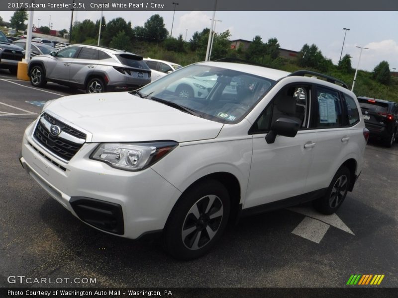Crystal White Pearl / Gray 2017 Subaru Forester 2.5i