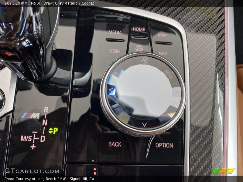 Dravit Grey Metallic / Cognac 2021 BMW X5 M50i