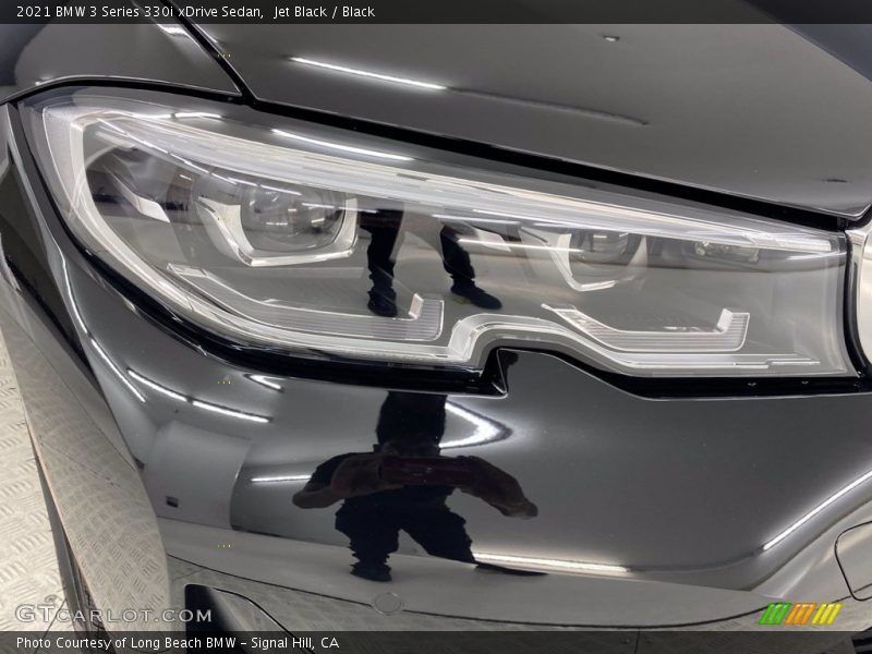 Jet Black / Black 2021 BMW 3 Series 330i xDrive Sedan