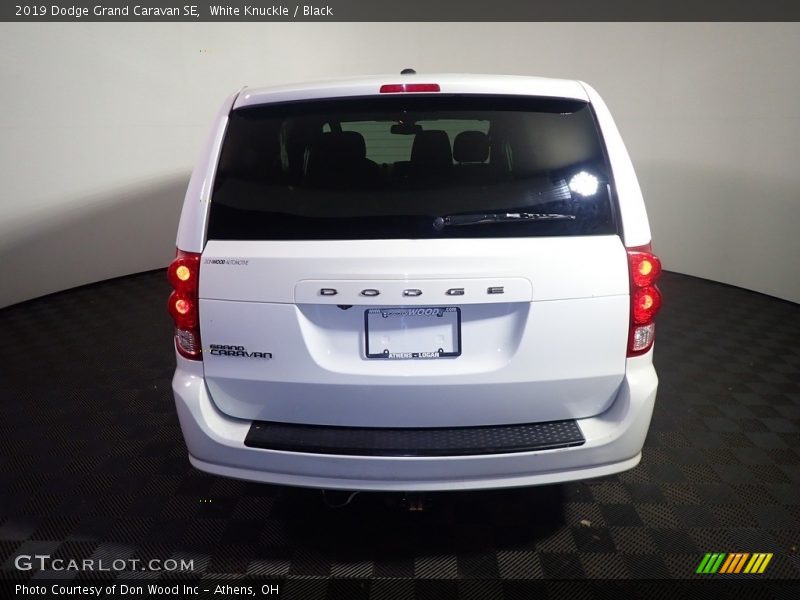 White Knuckle / Black 2019 Dodge Grand Caravan SE