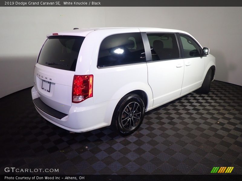 White Knuckle / Black 2019 Dodge Grand Caravan SE