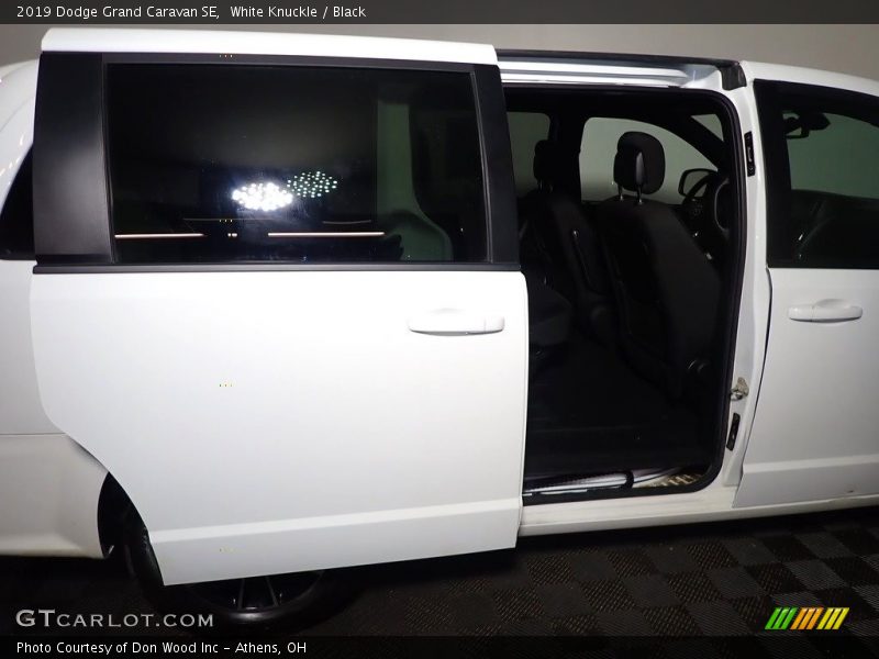 White Knuckle / Black 2019 Dodge Grand Caravan SE