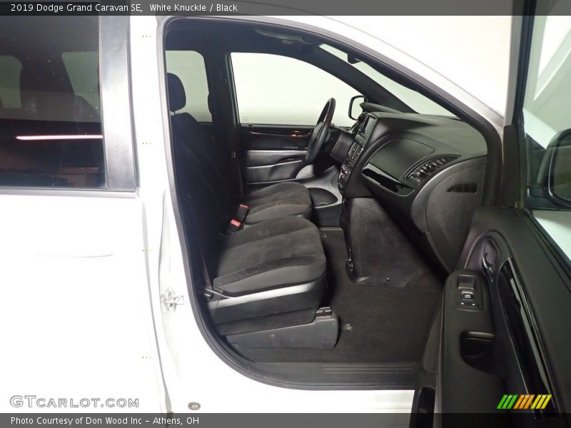White Knuckle / Black 2019 Dodge Grand Caravan SE