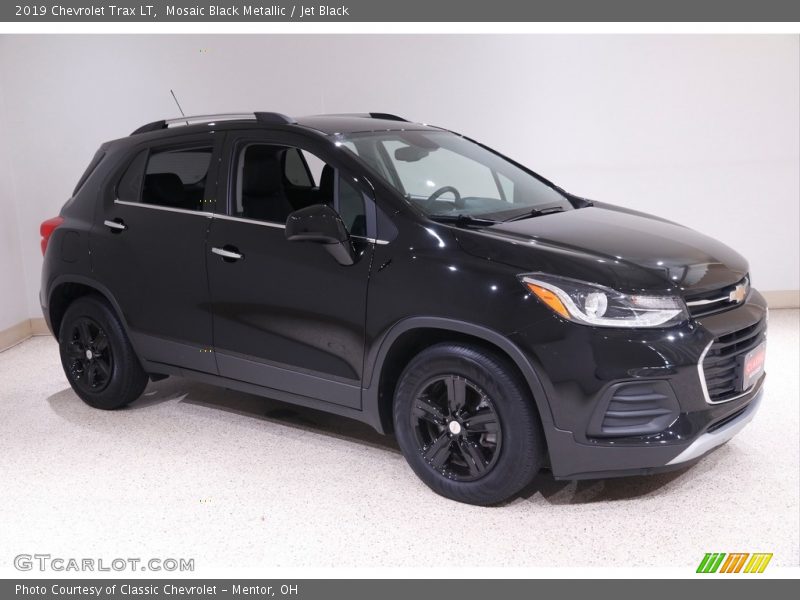 Mosaic Black Metallic / Jet Black 2019 Chevrolet Trax LT