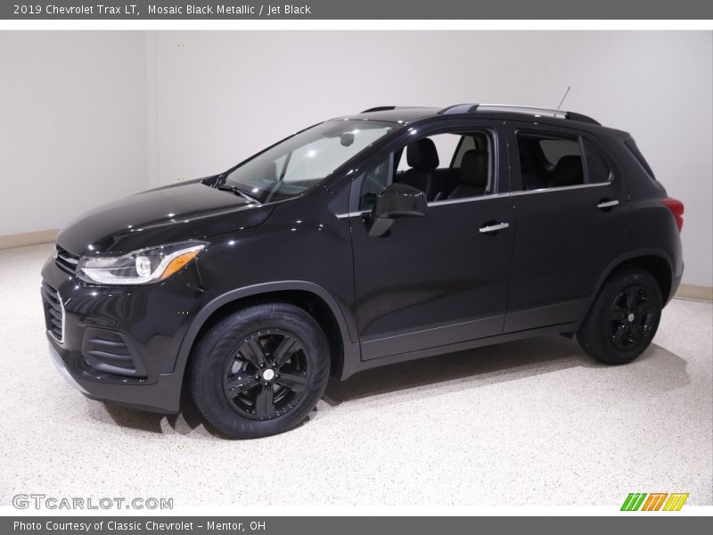 Mosaic Black Metallic / Jet Black 2019 Chevrolet Trax LT