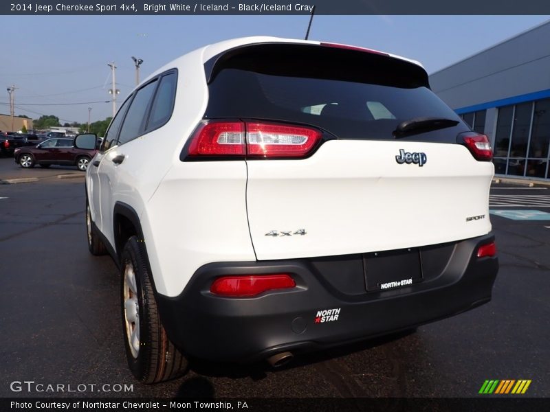 Bright White / Iceland - Black/Iceland Gray 2014 Jeep Cherokee Sport 4x4