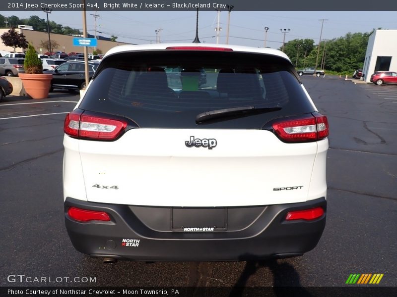 Bright White / Iceland - Black/Iceland Gray 2014 Jeep Cherokee Sport 4x4