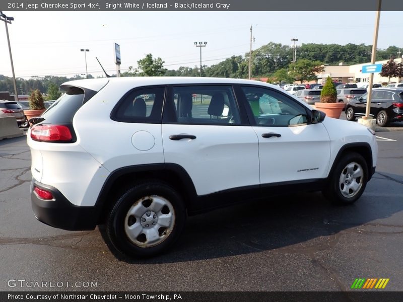 Bright White / Iceland - Black/Iceland Gray 2014 Jeep Cherokee Sport 4x4
