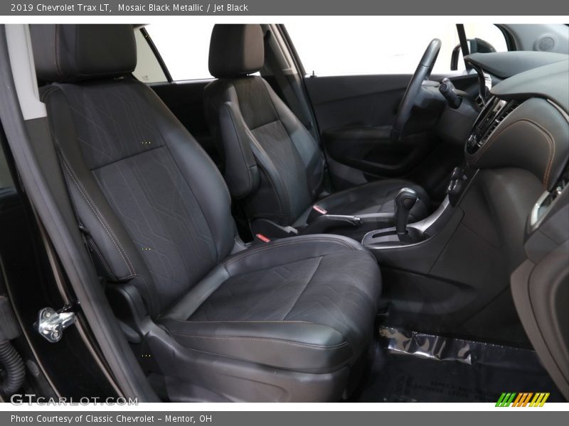Mosaic Black Metallic / Jet Black 2019 Chevrolet Trax LT