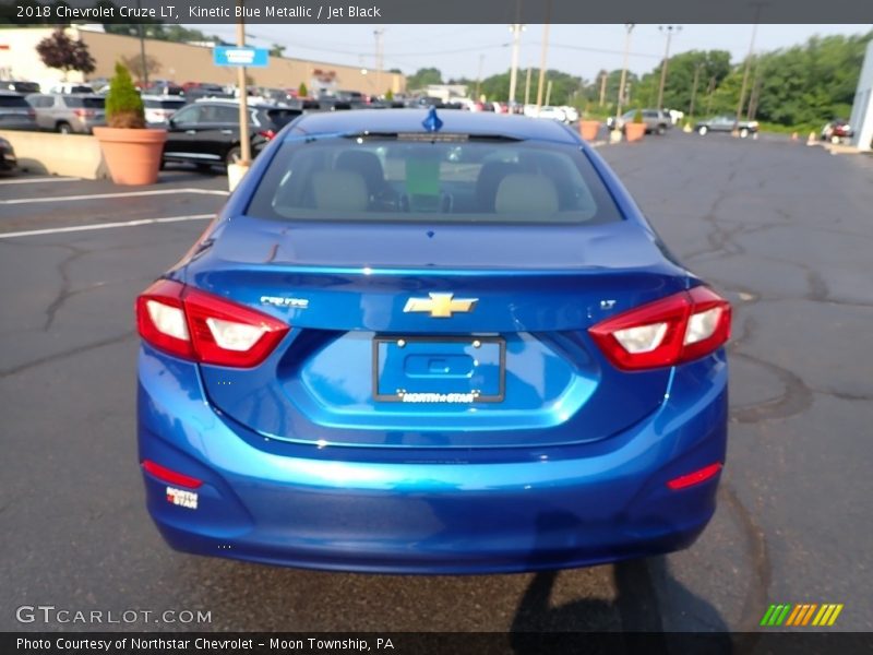 Kinetic Blue Metallic / Jet Black 2018 Chevrolet Cruze LT