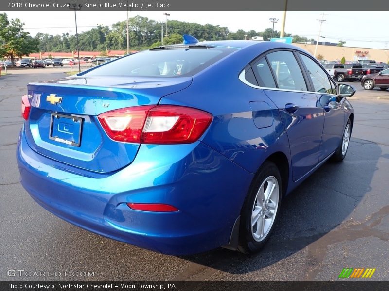 Kinetic Blue Metallic / Jet Black 2018 Chevrolet Cruze LT