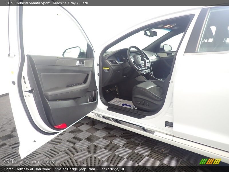 Machine Gray / Black 2019 Hyundai Sonata Sport