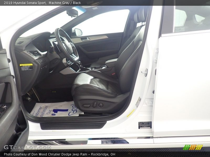 Machine Gray / Black 2019 Hyundai Sonata Sport