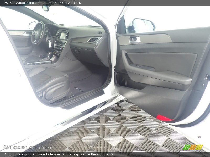 Machine Gray / Black 2019 Hyundai Sonata Sport