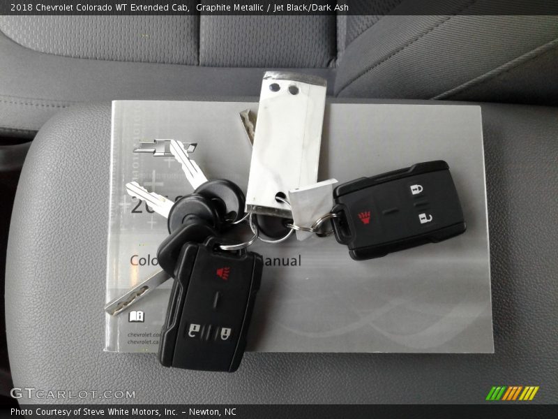 Keys of 2018 Colorado WT Extended Cab