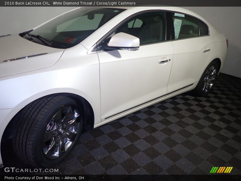 White Diamond Tricoat / Cocoa/Light Cashmere 2010 Buick LaCrosse CXL