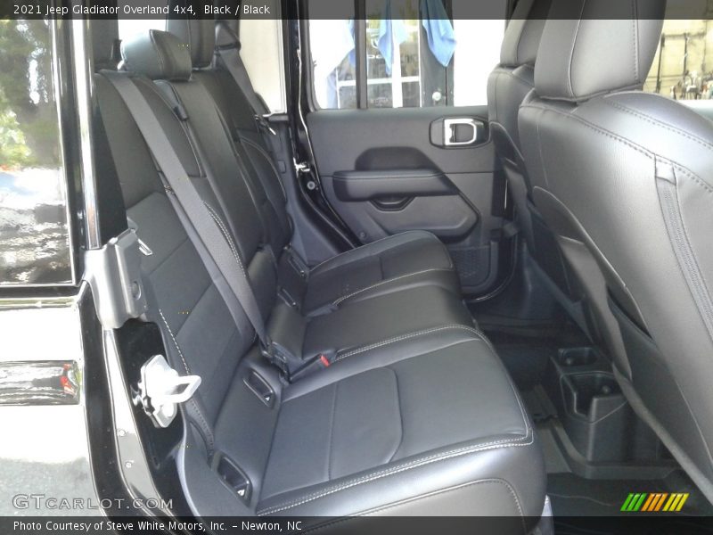 Black / Black 2021 Jeep Gladiator Overland 4x4