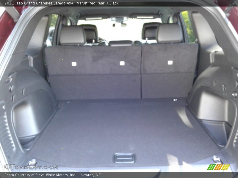 Velvet Red Pearl / Black 2021 Jeep Grand Cherokee Laredo 4x4