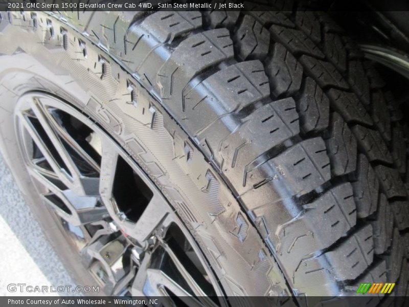 Satin Steel Metallic / Jet Black 2021 GMC Sierra 1500 Elevation Crew Cab 4WD