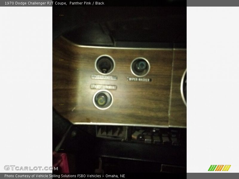Panther Pink / Black 1970 Dodge Challenger R/T Coupe