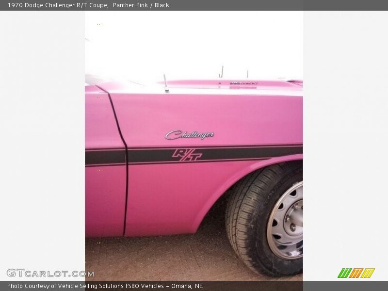 Panther Pink / Black 1970 Dodge Challenger R/T Coupe