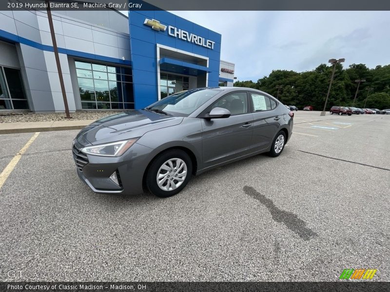 Machine Gray / Gray 2019 Hyundai Elantra SE