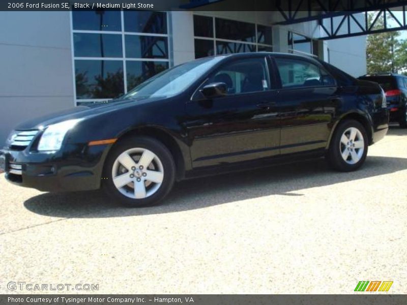 Black / Medium Light Stone 2006 Ford Fusion SE