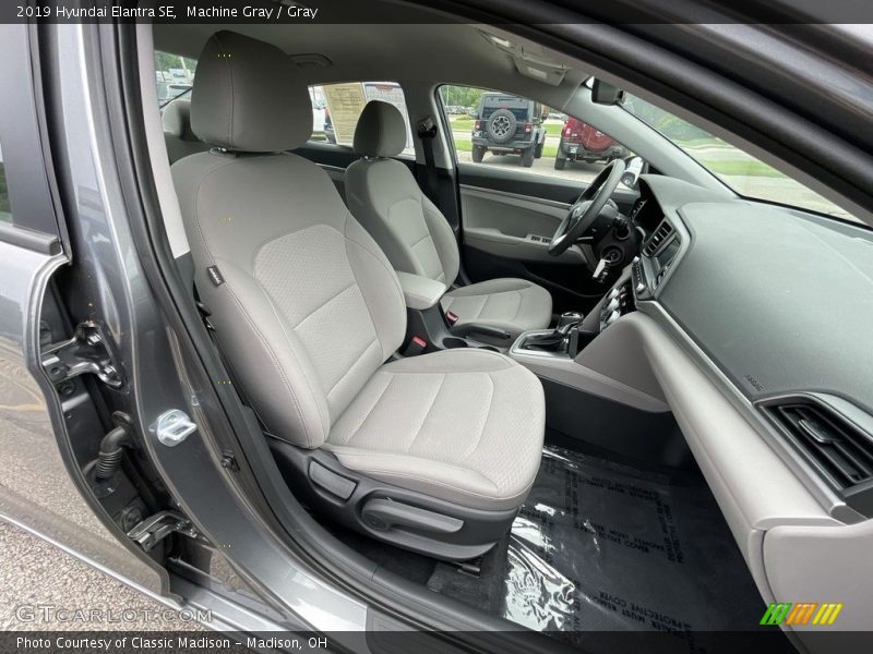 Machine Gray / Gray 2019 Hyundai Elantra SE